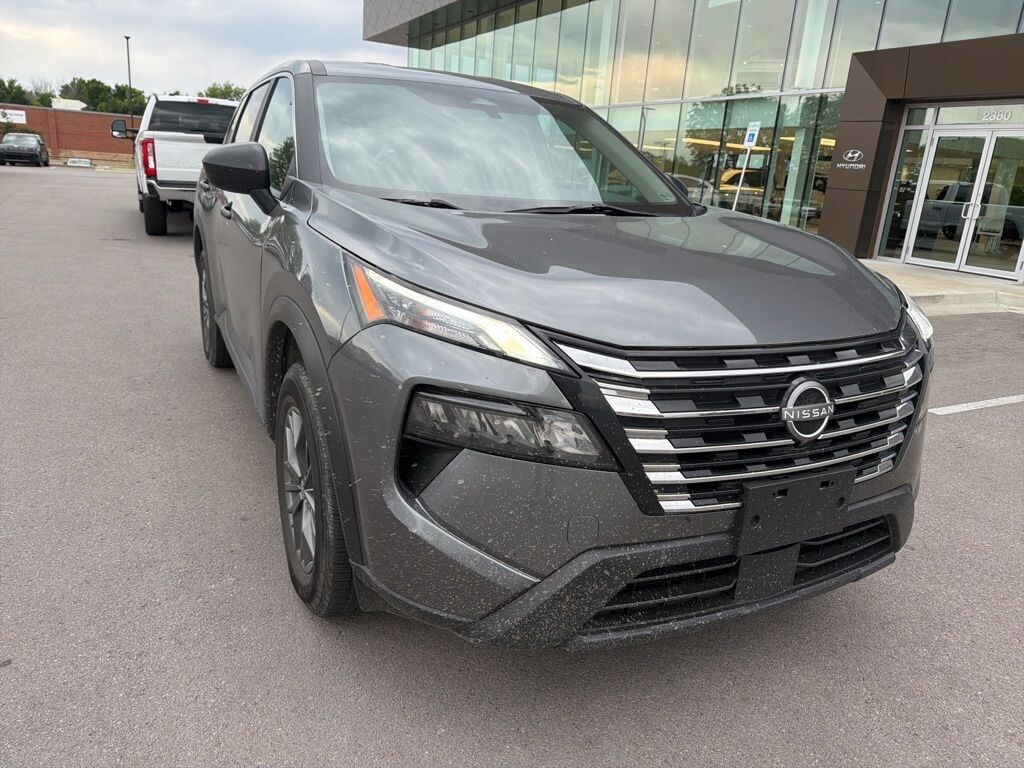 Used 2024 Nissan Rogue S SUV