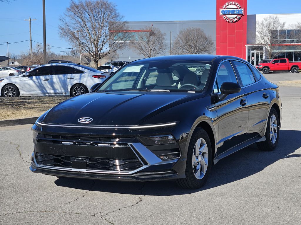 New 2026 Hyundai Sonata SE Sedan