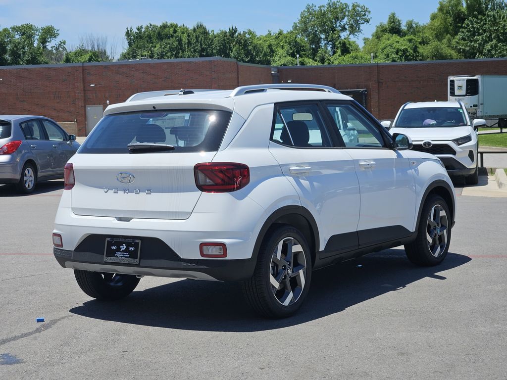 2026 Hyundai Venue SEL - Photo 7