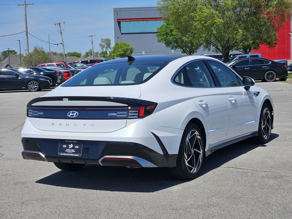Certified 2025 Hyundai Sonata SEL Convenience Sedan