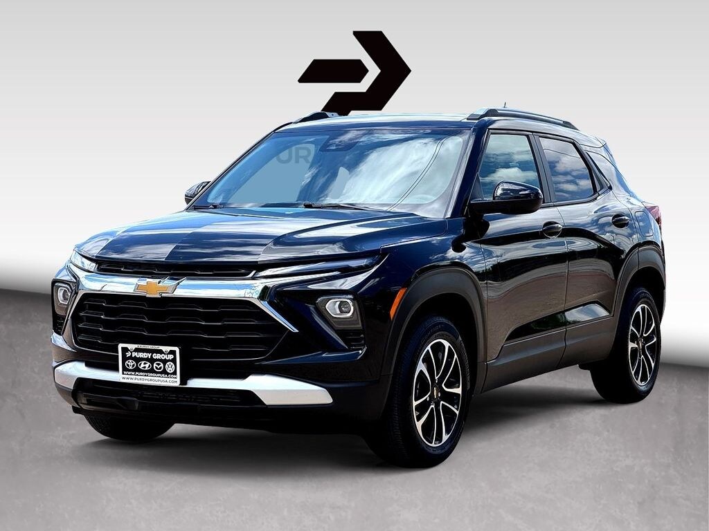Used 2025 Chevrolet Trailblazer LT SUV
