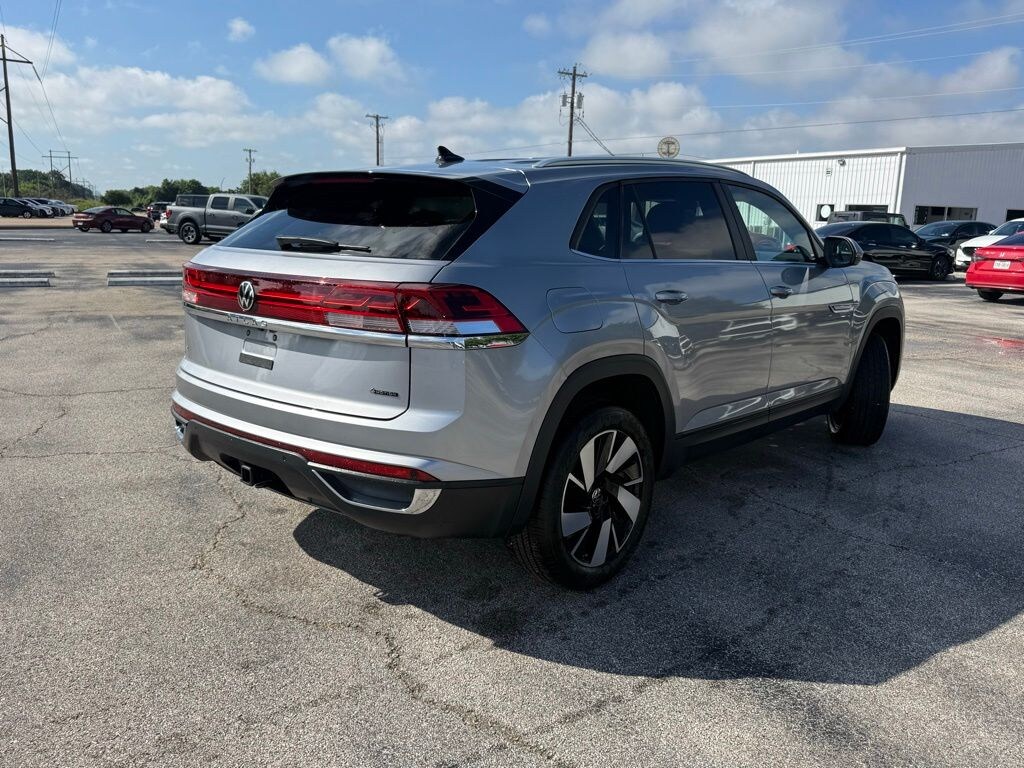 Used 2024 Volkswagen Atlas Cross Sport 2.0T SE w/Technology SUV