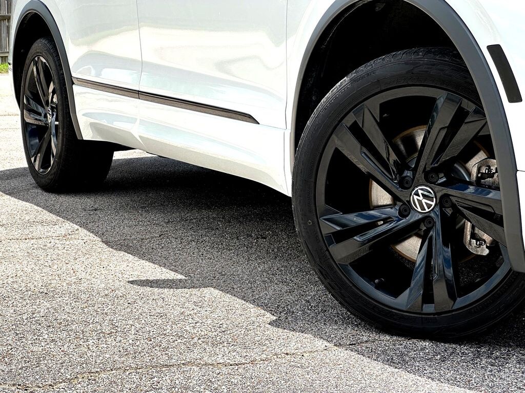 Certified 2023 Volkswagen Tiguan 2.0T SE R-Line Black SUV