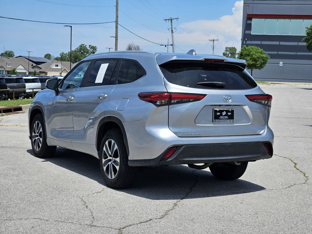 Used 2023 Toyota Highlander XLE SUV