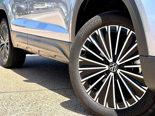 Certified 2026 Volkswagen Taos SE