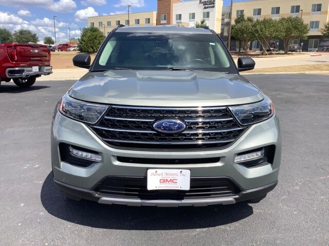 Used 2020 Ford Explorer XLT with VIN 1FMSK7DH5LGA61525 for sale in Pleasanton, TX