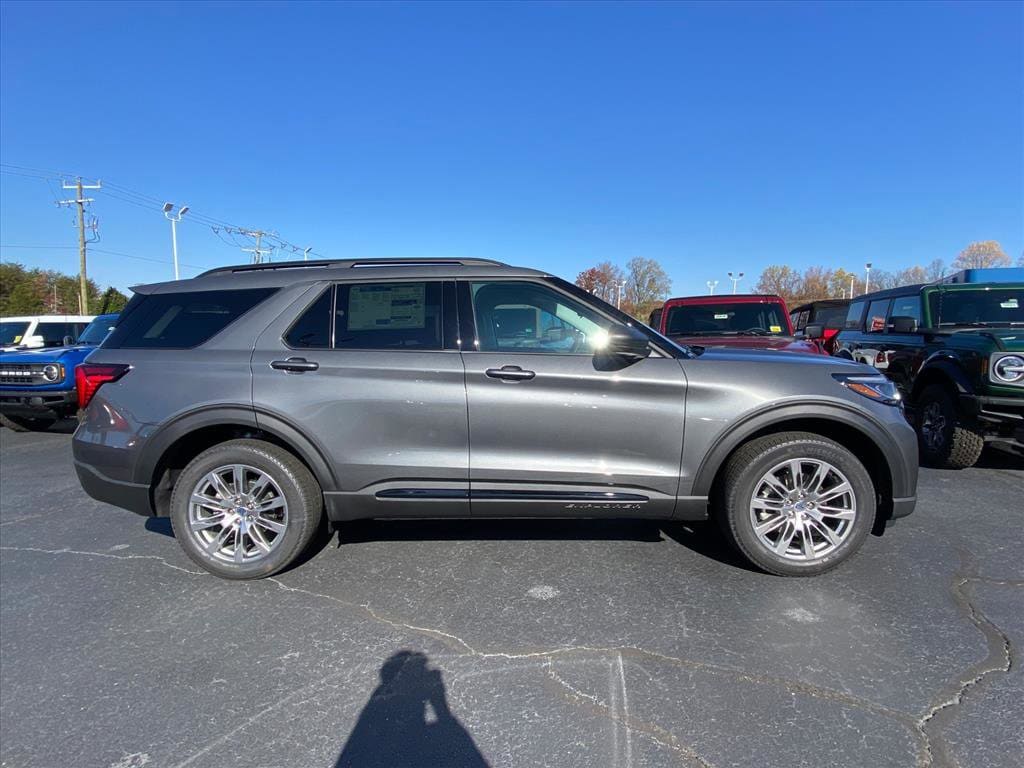 New 2026 Ford Explorer Active SUV
