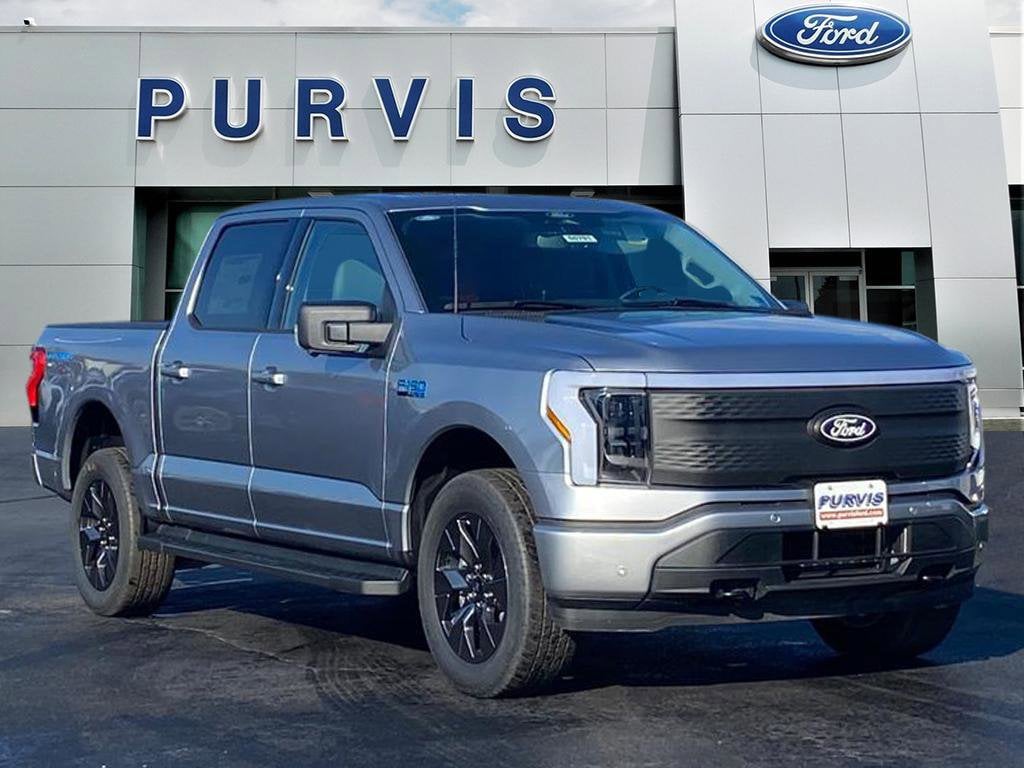 2025 Ford F-150 Lightning Flash's photo