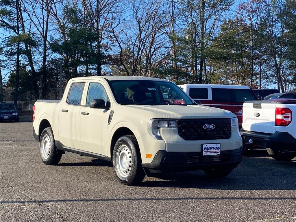 2025 Ford Maverick XL's photo