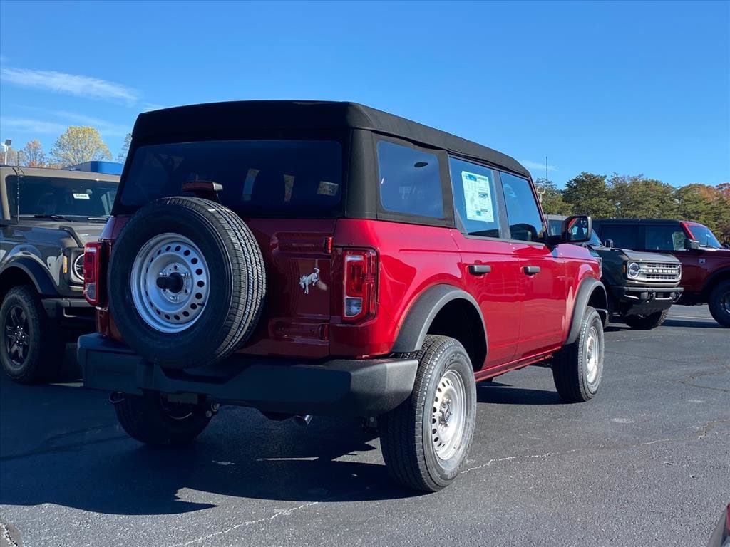 New 2025 Ford Bronco Base SUV