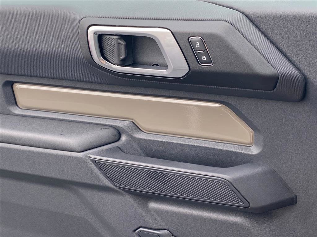 2025 Ford Bronco 2-Door Base - Photo 13