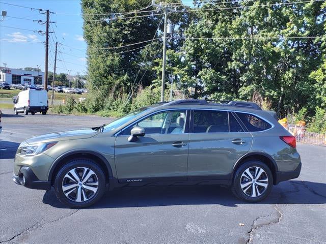 Used 2018 Subaru Outback Limited with VIN 4S4BSANC6J3270972 for sale in Fredericksburg, VA