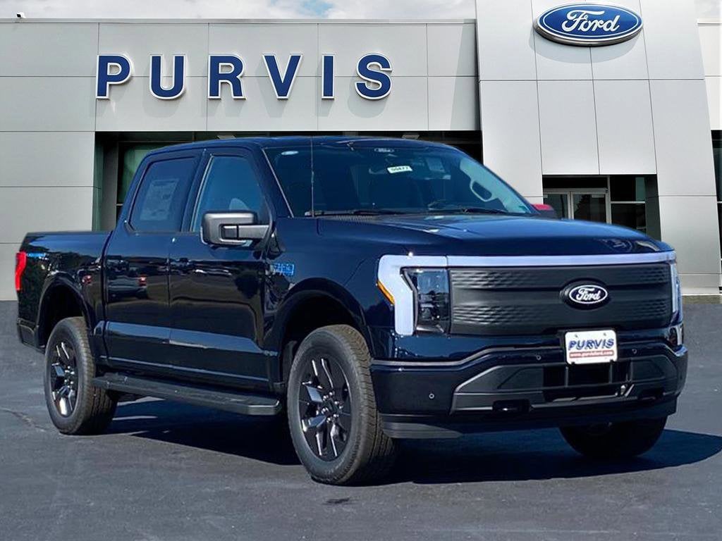 2025 Ford F-150 Lightning Flash's photo