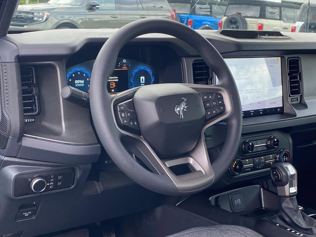 2025 Ford Bronco 2-Door Base - Photo 6