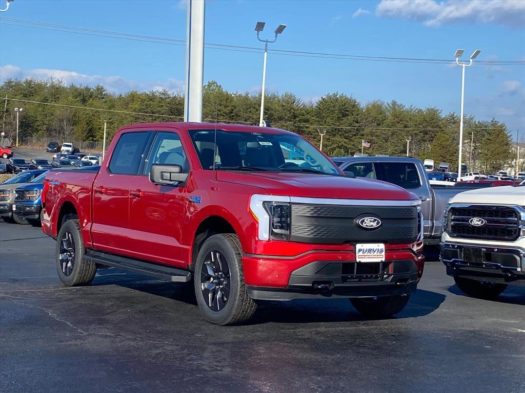 2025 Ford F-150 Lightning Flash's photo