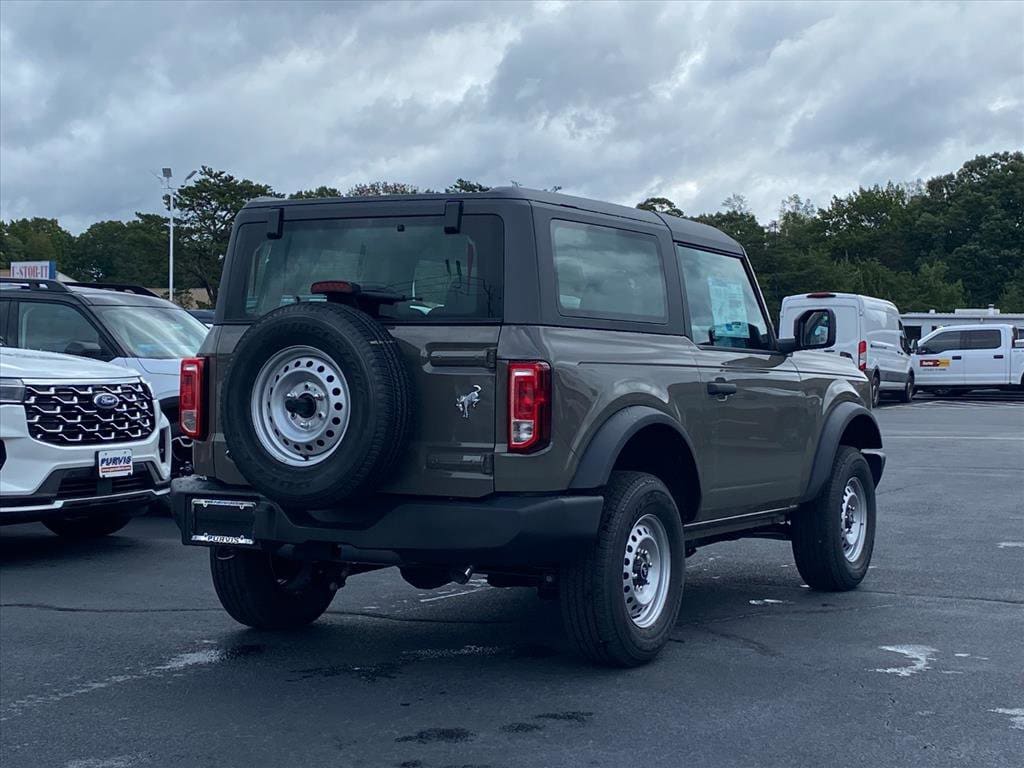 New 2025 Ford Bronco Base SUV