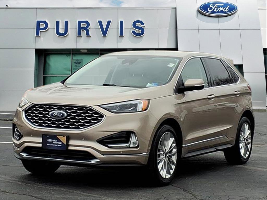 2021 Ford Edge Titanium