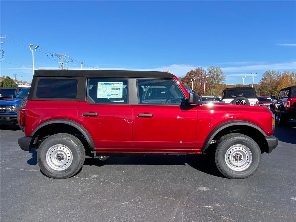 New 2025 Ford Bronco Base SUV