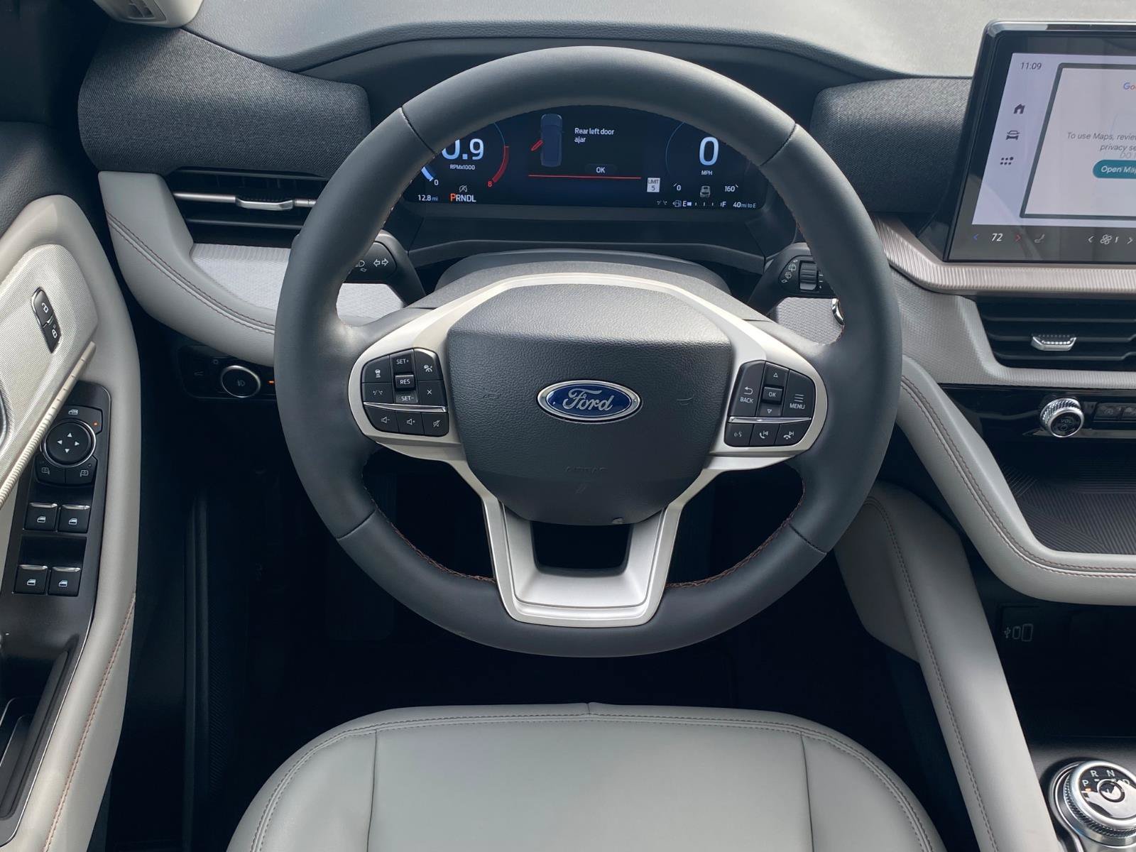 2026 Ford Explorer Active - Photo 6