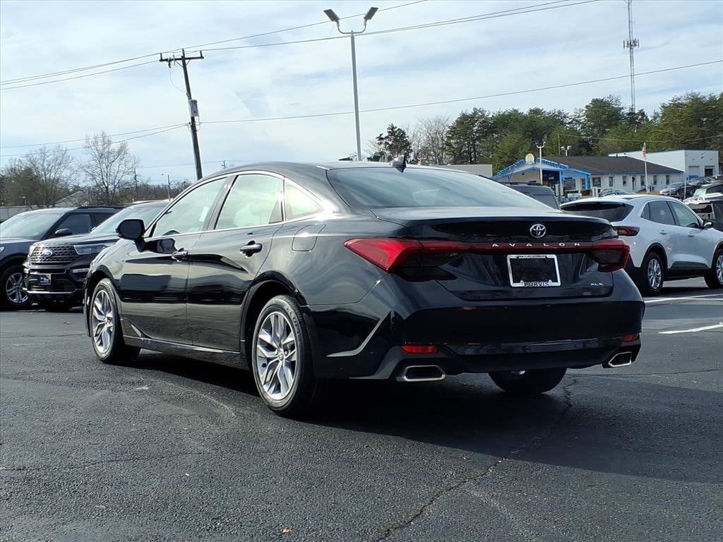 Used 2022 Toyota Avalon XLE Sedan