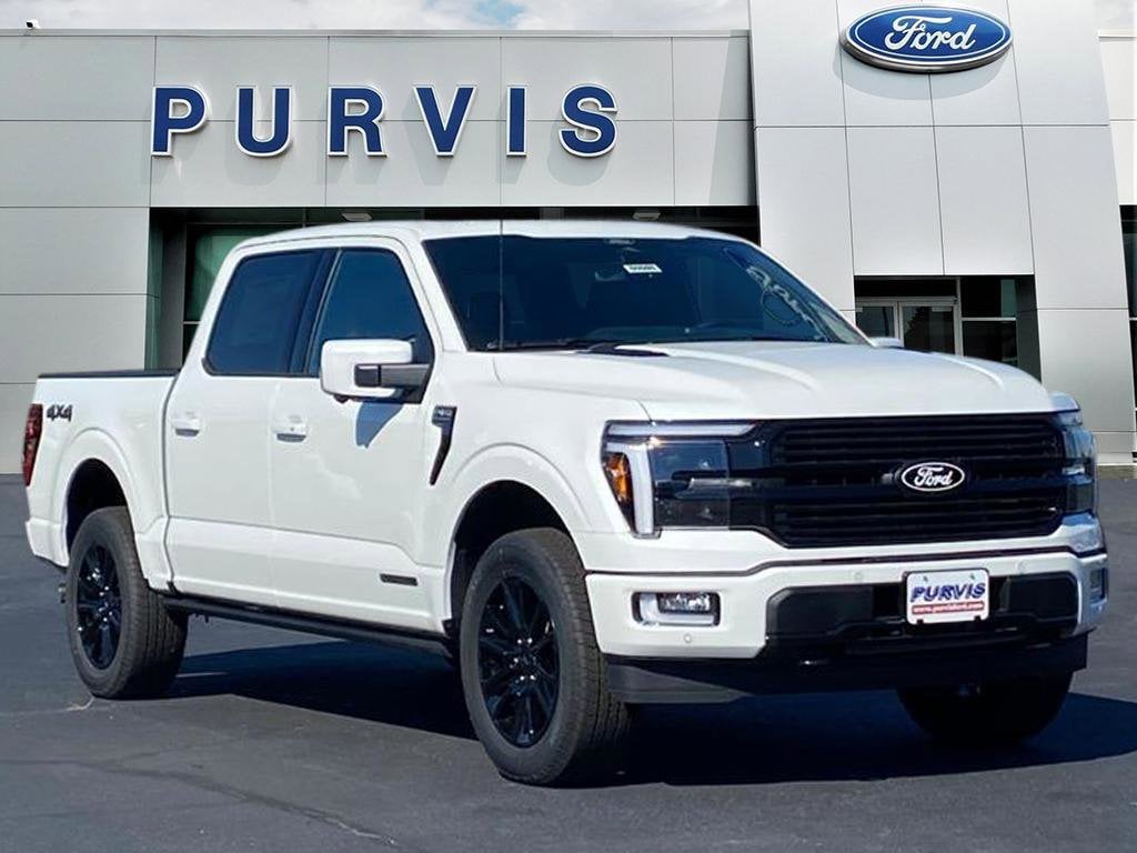 2025 Ford F-150 Platinum's photo