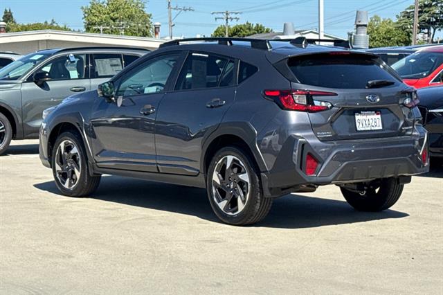 2025 Subaru Crosstrek Limited photo 4