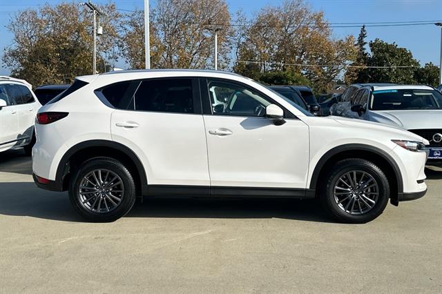 2020 Mazda CX-5 Touring photo 2