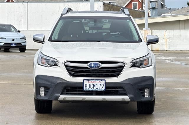 2020 Subaru Outback Touring XT photo 3
