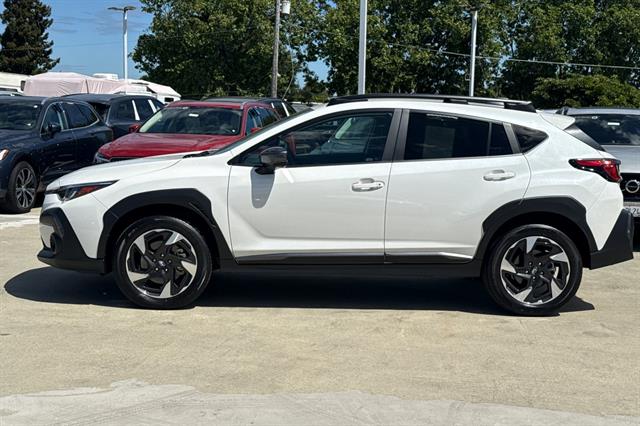 2025 Subaru Crosstrek Limited photo 5
