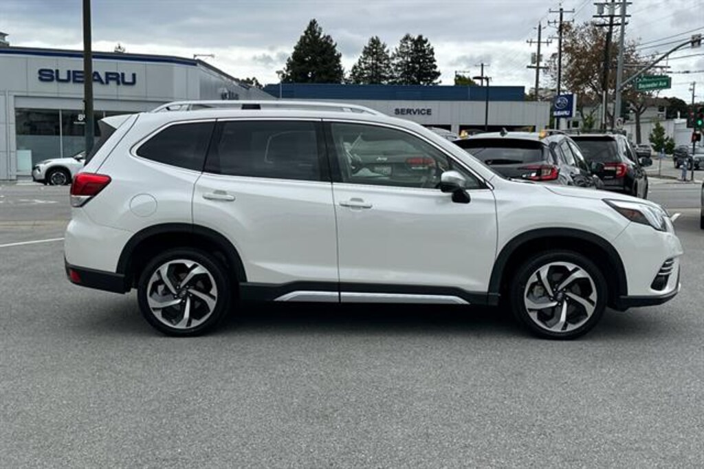 Used 2023 Subaru Forester Touring