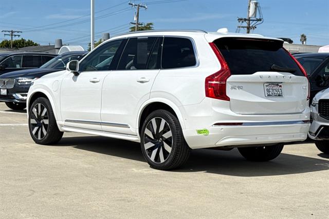 2023 Volvo XC90 Recharge Plug-In Hybrid Recharge Ultimate Bright Thm. 6P photo 4