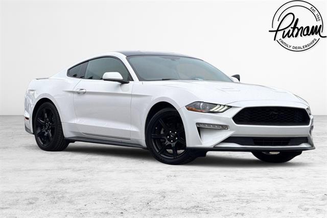 2020 Ford Mustang EcoBoost