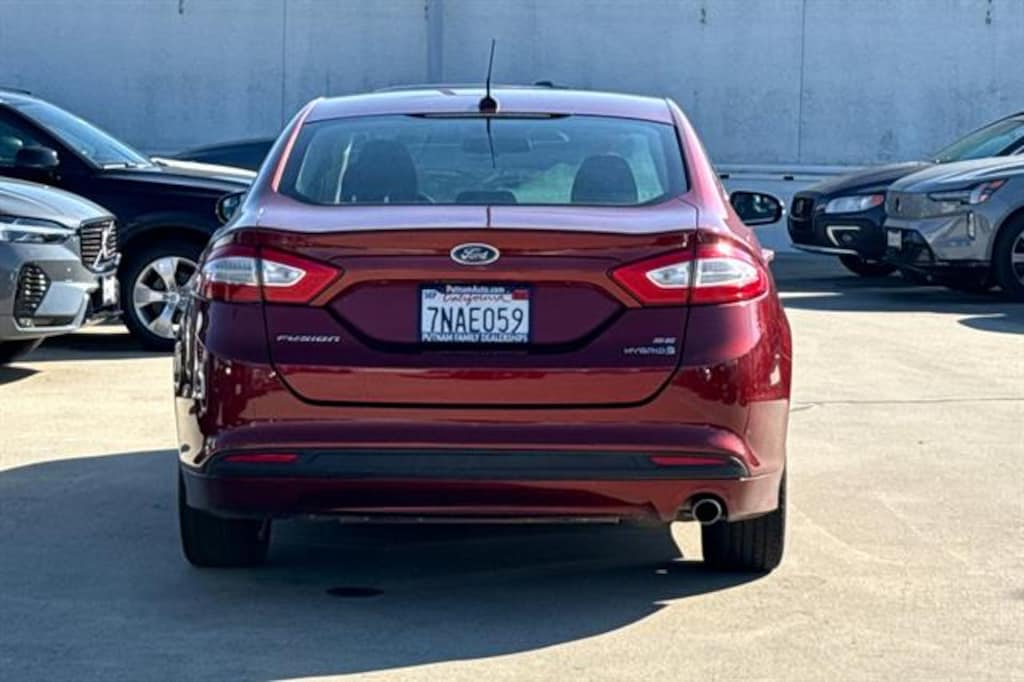 Used 2014 Ford Fusion SE