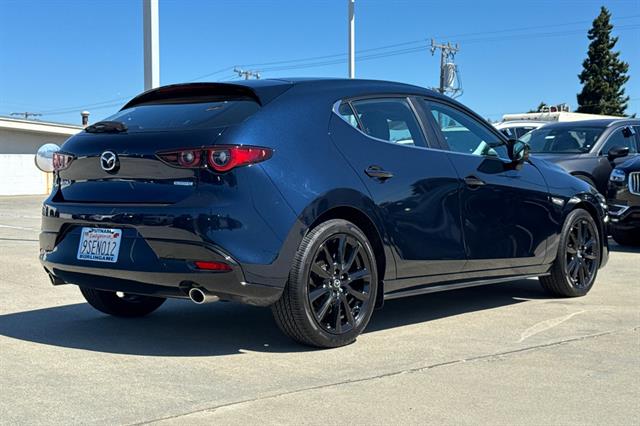 2025 Mazda Mazda3 Hatchback 2.5 Select Sport photo 3