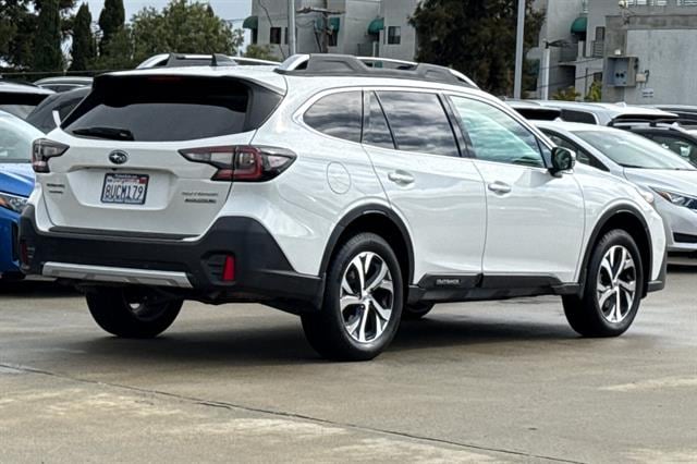 2020 Subaru Outback Touring XT photo 2