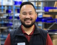 Staff member Steve Ponevilai from ID_5bc18266419f