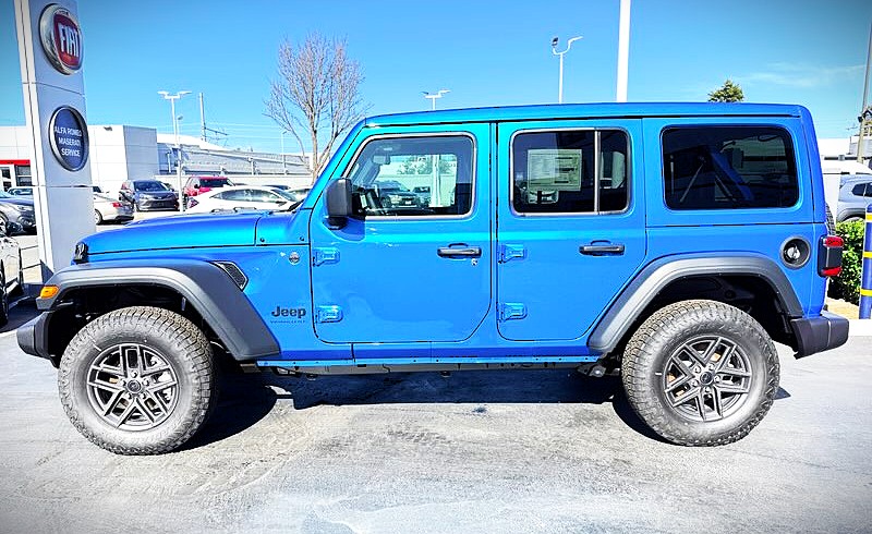 2026 Jeep Wrangler 4-Door Sport S - Photo 4