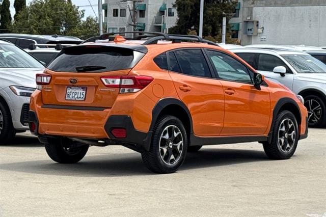 2018 Subaru Crosstrek 2.0i Premium photo 2