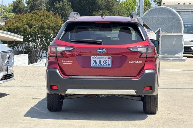 2025 Subaru Outback Limited photo 4