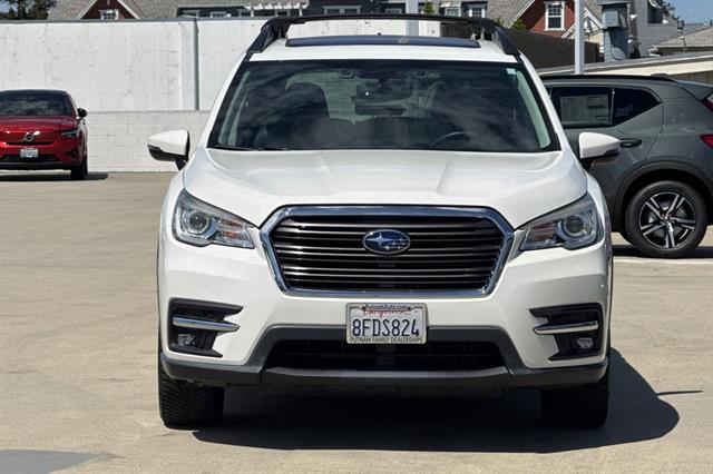 2019 Subaru Ascent Limited 8-Passenger photo 3