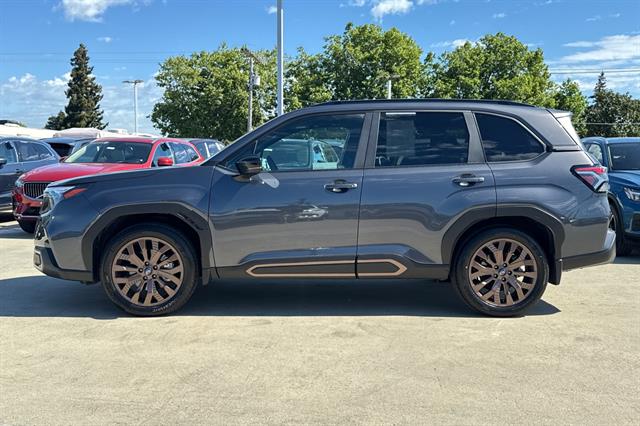 2025 Subaru Forester Sport photo 5