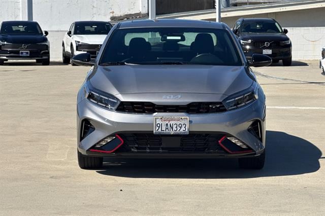 2023 Kia Forte GT photo 3