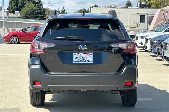 2025 Subaru Outback Onyx Edition photo 3