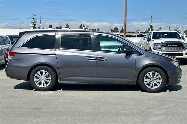 2015 Honda Odyssey EX-L photo 2