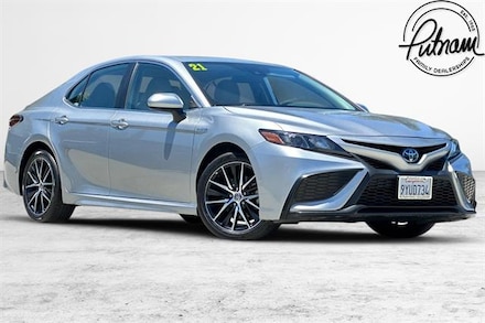 Used 2021 Toyota Camry SE for Sale in Burlingame, CA