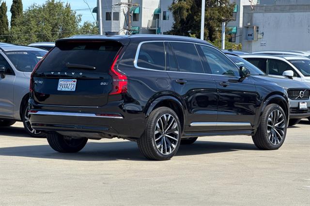 2026 Volvo XC90 B5 Plus 7P photo 2
