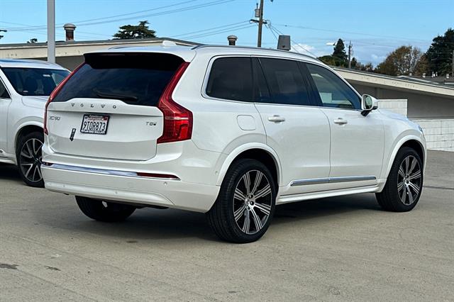 2025 Volvo XC90 T8 photo 3