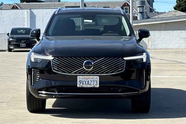 2026 Volvo XC90 B5 Plus 7P photo 3