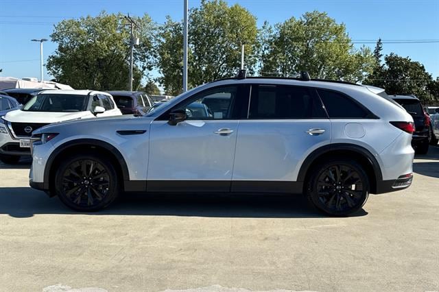 2025 Mazda CX-90 Phev Premium Sport photo 5