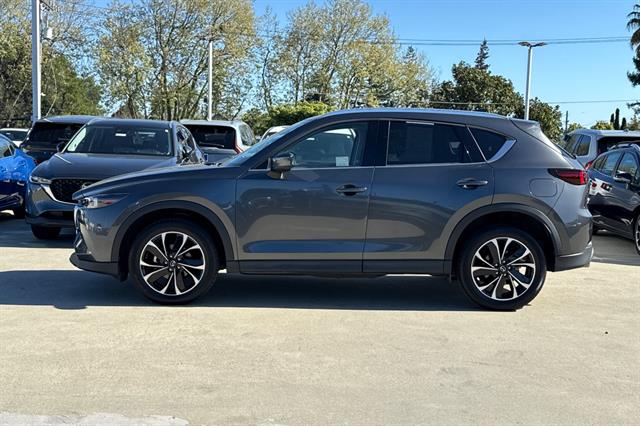 2023 Mazda CX-5 2.5 S Premium photo 5